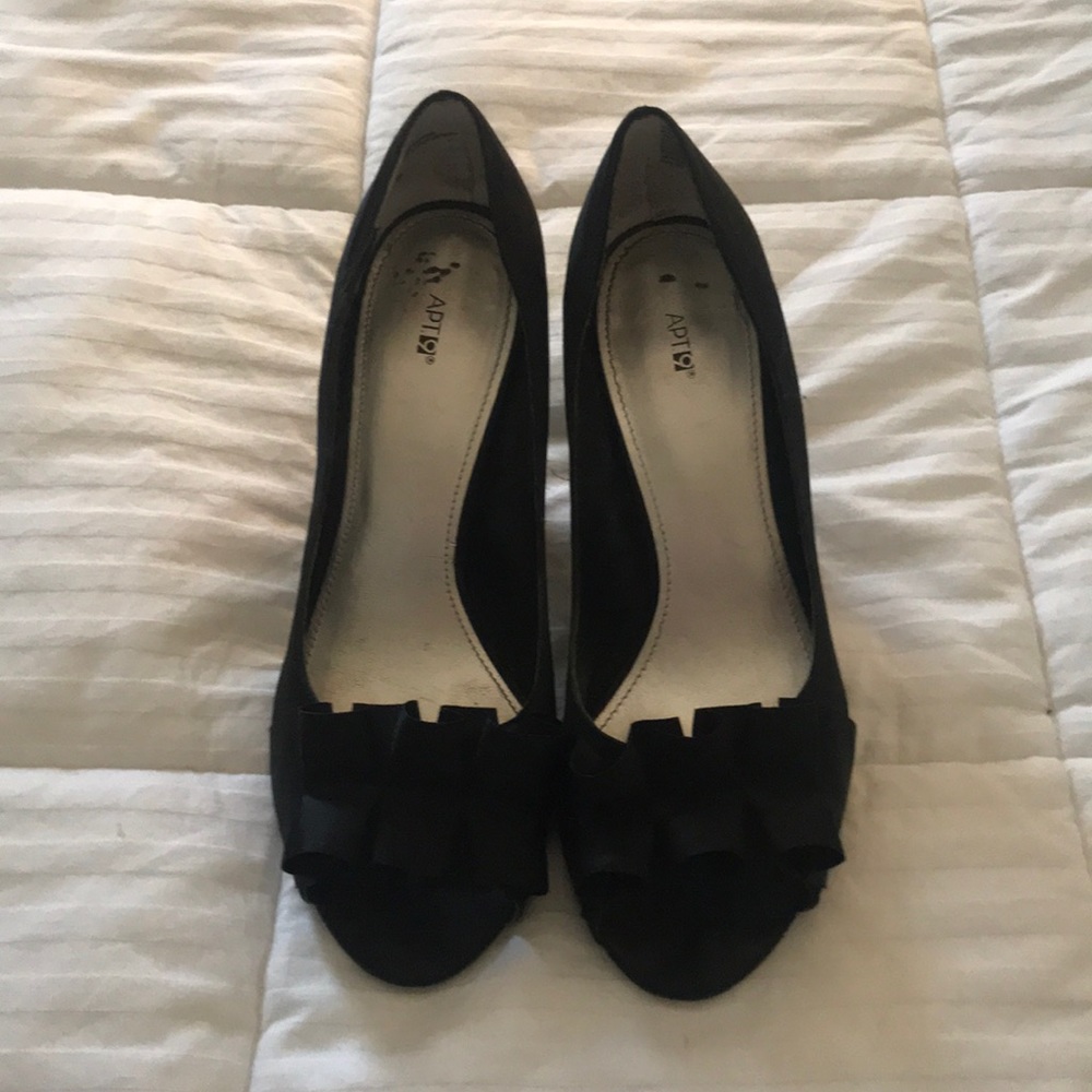APT 9 Black Heels